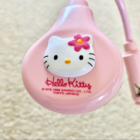 Sanrio Hello Kitty Lamp Car Adapter Accessory Two Color Lamp - Picture 3 of 12